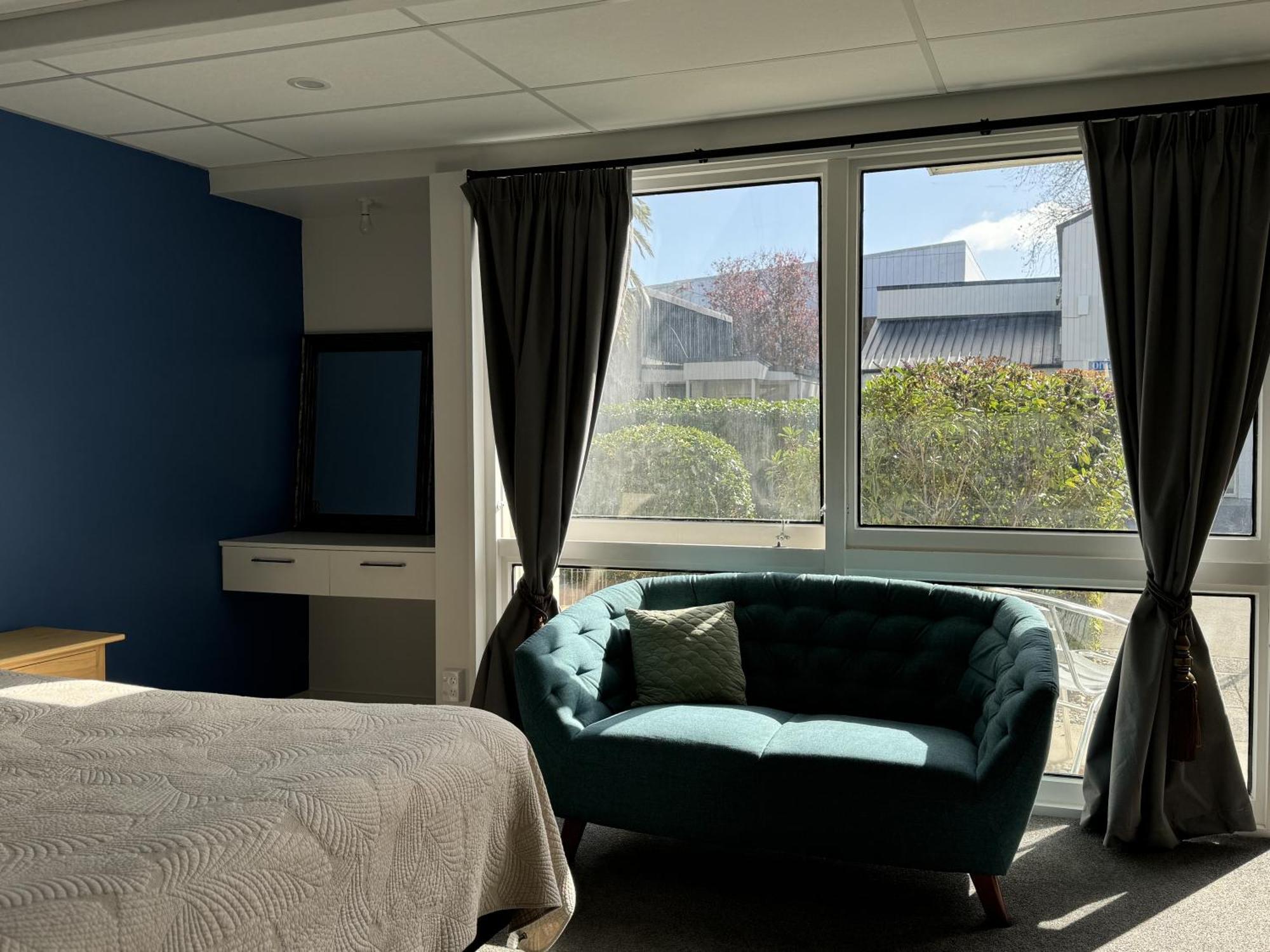Diplomat Christchurch